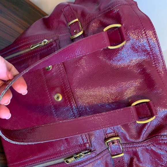 Yves Saint Laurent Large Downtown Plum Patent Bag - Picture 4 of 8